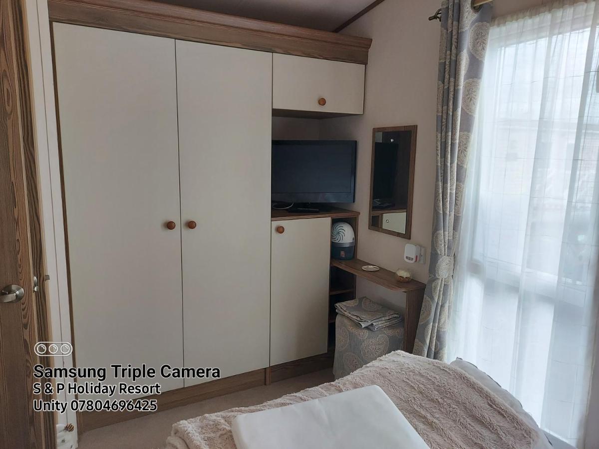 149 Holiday Resort Unity 3 Bedroom Passes Included Brean Eksteriør billede