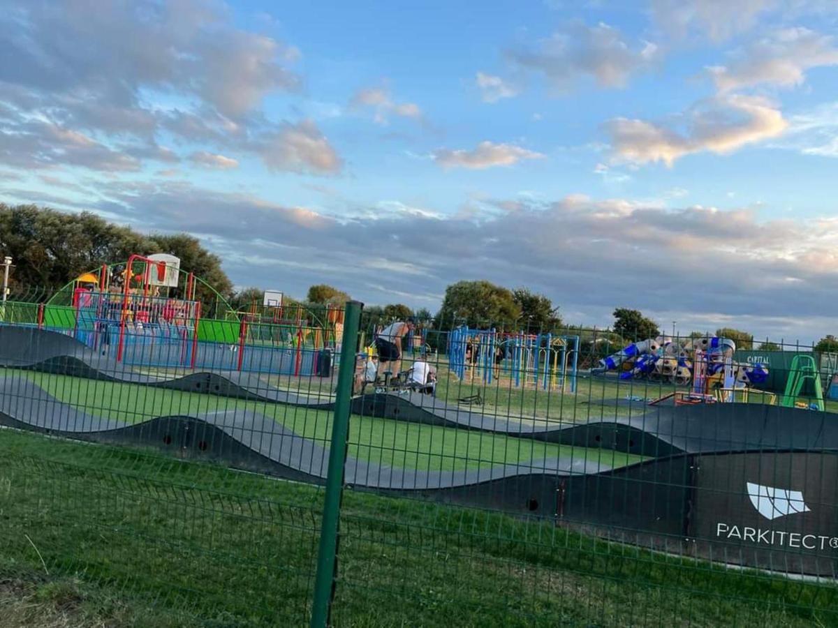 149 Holiday Resort Unity 3 Bedroom Passes Included Brean Eksteriør billede